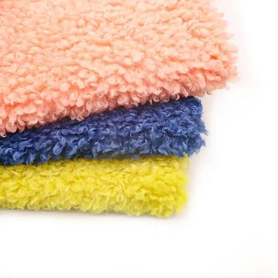 Casaco de Mulheres 300GSM Teddy Fleece Tecido Soft Shell Custom Color 100% Poliéster Amostra Grátis
