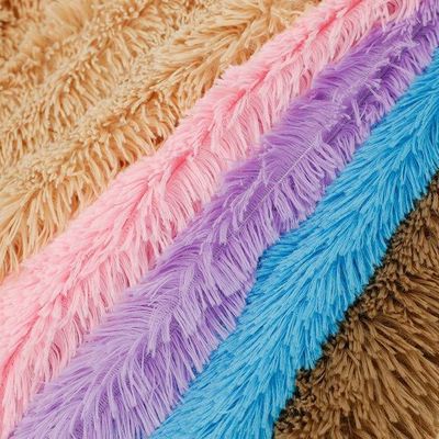 Tecido Plush PV simples de malha de peso médio 260GSM para fabrico de revestimento de brinquedos e vestuário