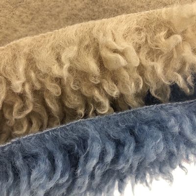 Material da fachada 100% Poliéster Pile longo Tecido de pele falsa para roupas aconchegantes e elegantes