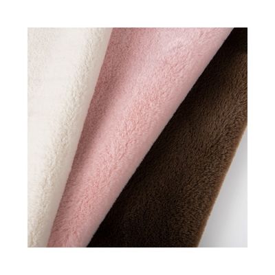 Tecido de pele de coelho de malha de grau médio a elevado para têxteis domésticos Vestuário e tapetes