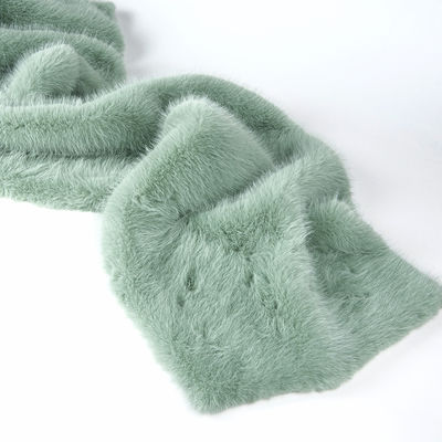 Tecido de poliéster 100% Plush Cabelo longo Tecidos de pele falsa para vestuário Processamento-revestimento