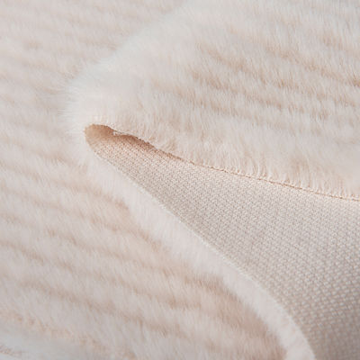 2024 Soft Cut Pile Short Fur Carpet Fabric com desenhos e padrões de design personalizados