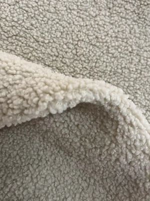 Tecido de lã de Teddy para têxteis domésticos/vestimentos/ brinquedos resistente à abrasão e personalizável