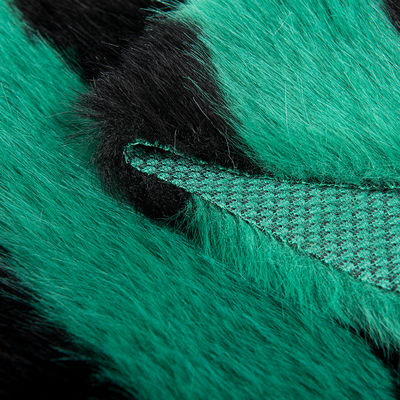 Tecido de pele de pelúcia artificial de Jacquard personalizável com 100% de material de poliéster